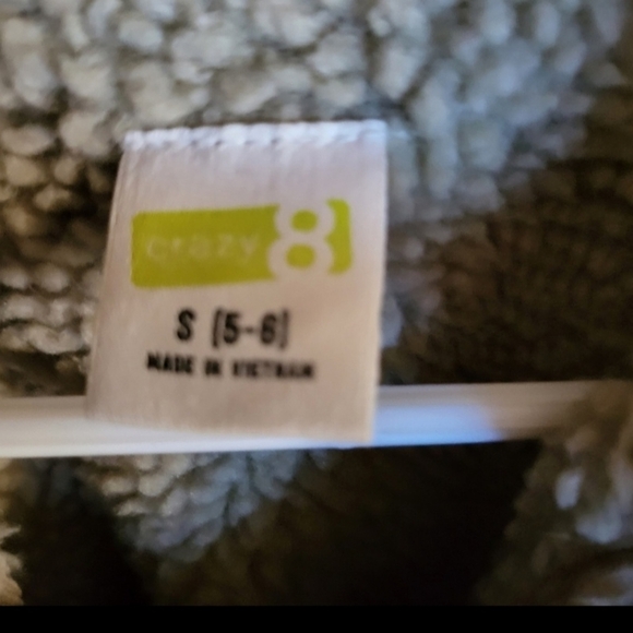 Sale!! NWOT, Boys Tan, Denim coat lined with shepra. size 5/6 ☆☆3 For $30☆☆ - Picture 2 of 4